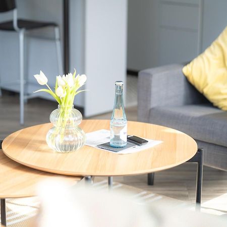 Gemuetliches Apartment In Neuwied Bagian luar foto