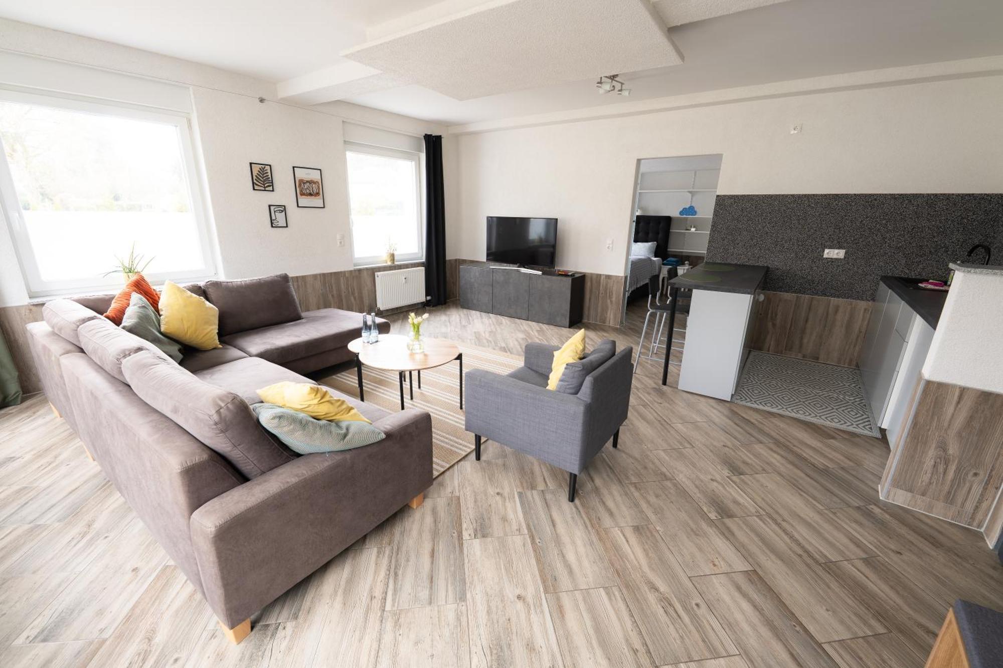 Gemuetliches Apartment In Neuwied Bagian luar foto